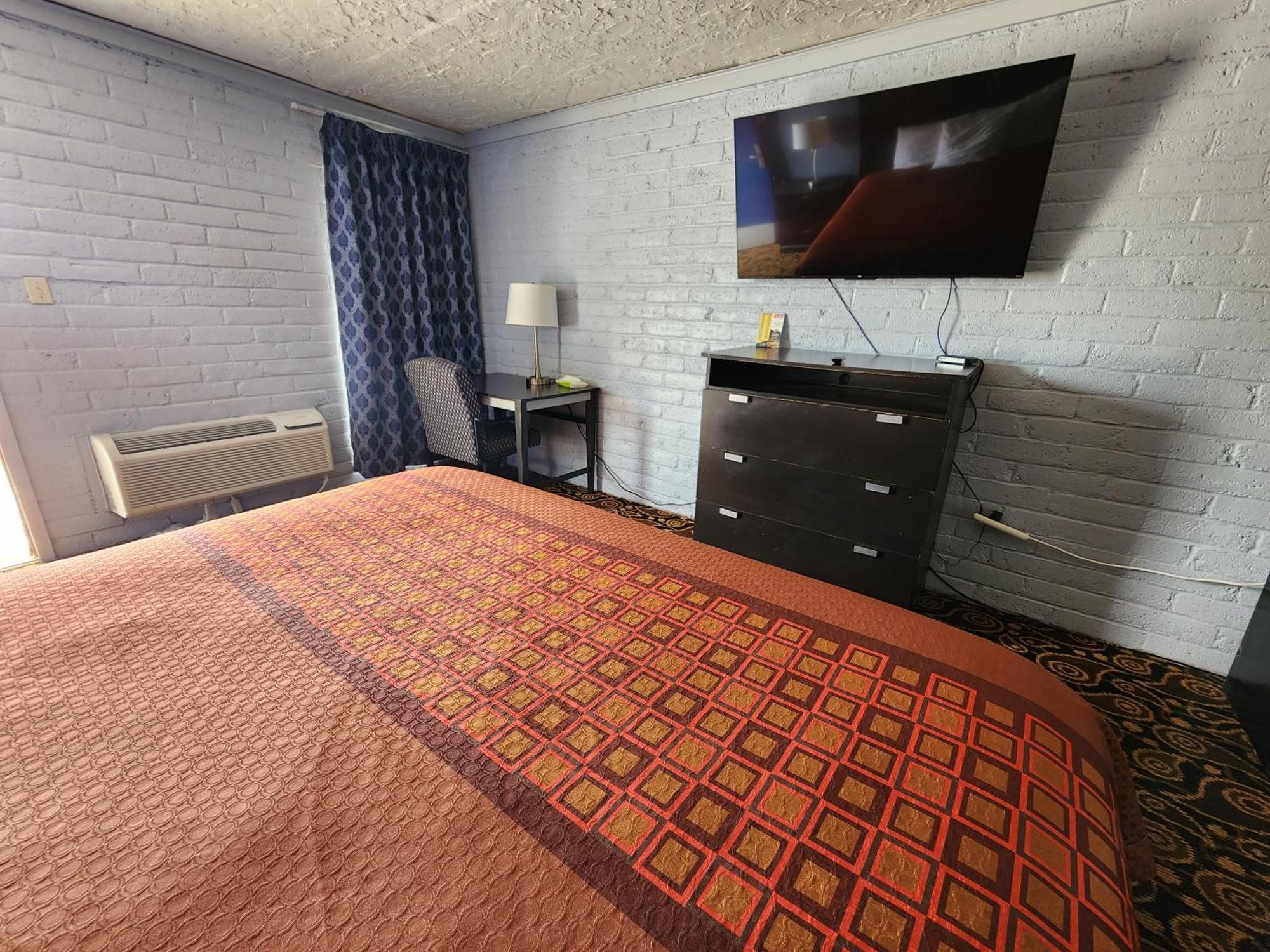 Carthage Inn Extérieur photo