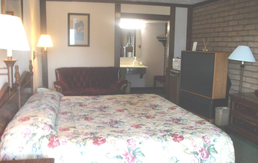 Carthage Inn Extérieur photo